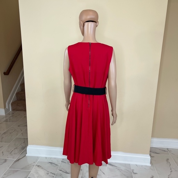 𝅺City chic belted dress - Picture 8 of 13